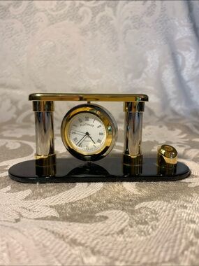Platinum Desk Clock Pen Holder in Black and Gold